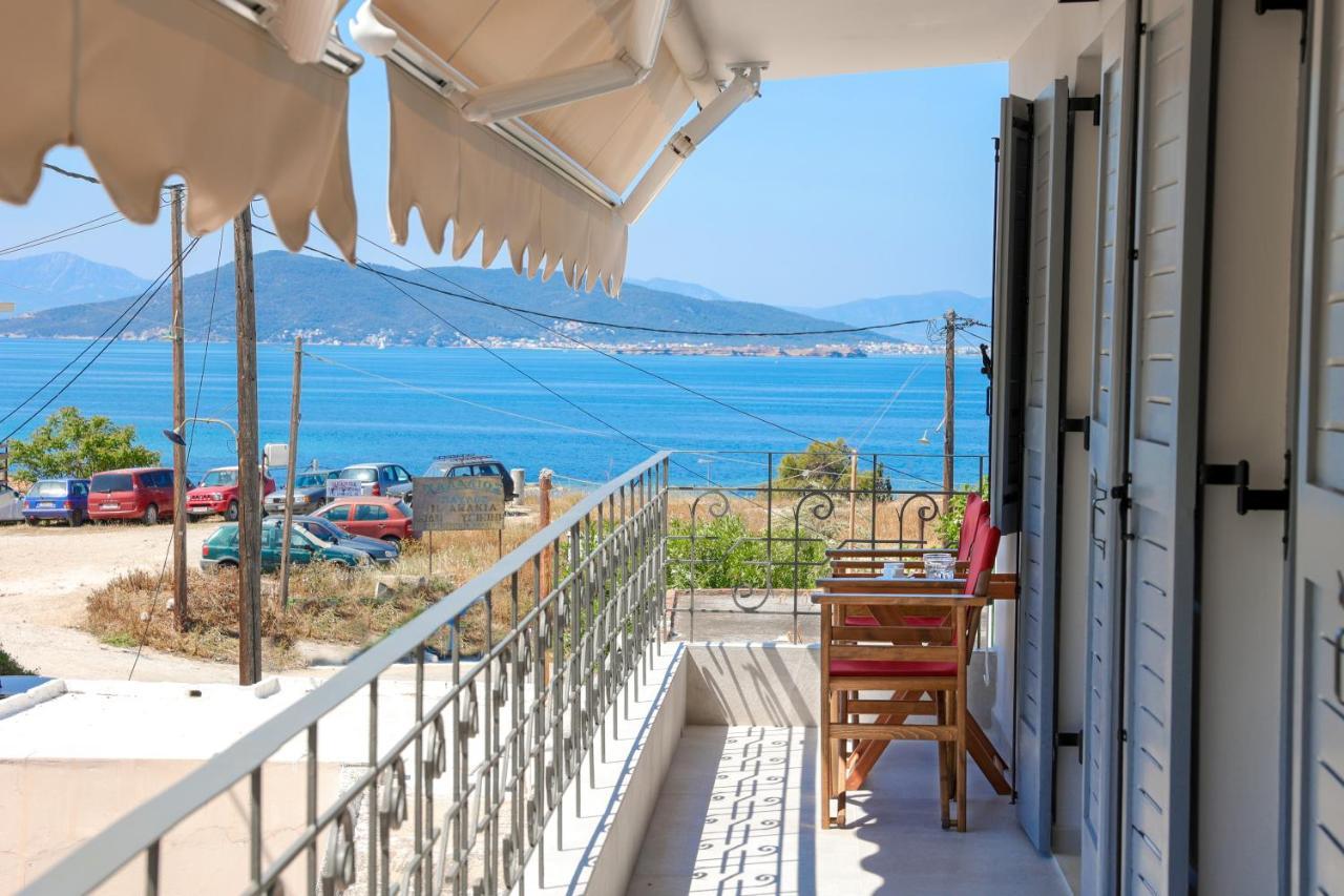 Axs First Floor Apartment Aegina Town Экстерьер фото