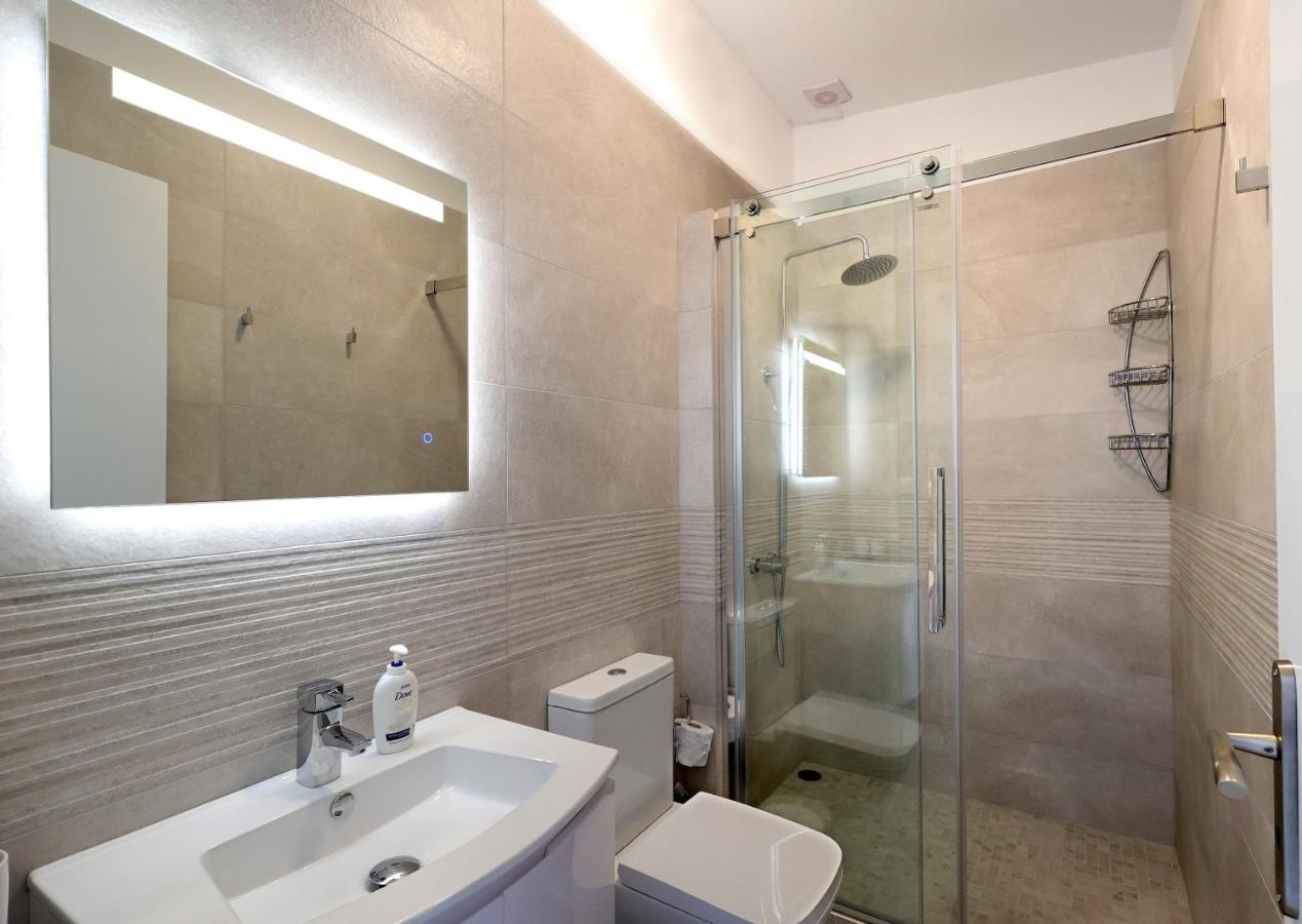Axs First Floor Apartment Aegina Town Экстерьер фото