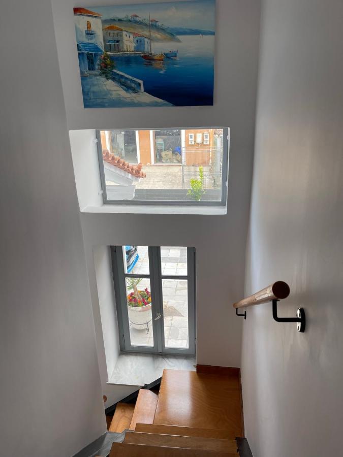 Axs First Floor Apartment Aegina Town Экстерьер фото