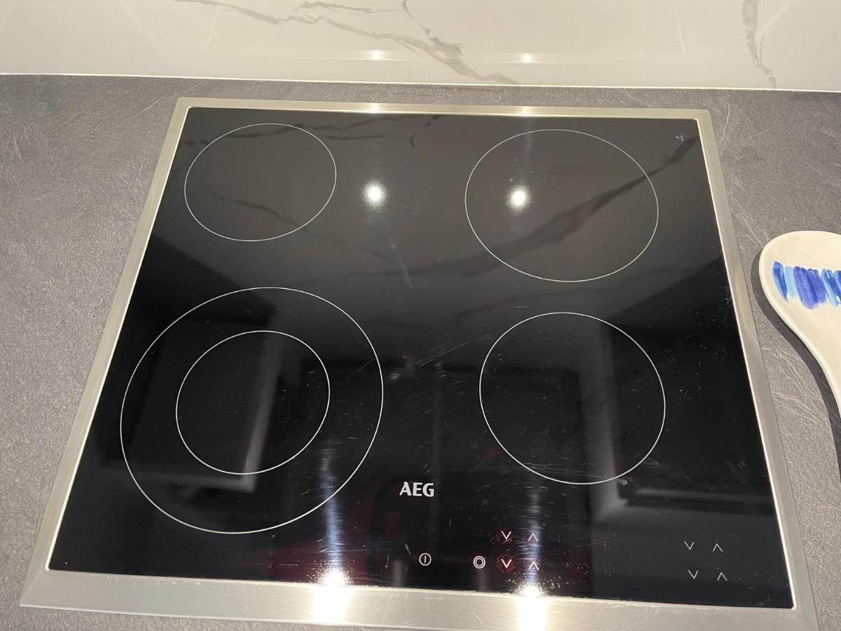 Axs First Floor Apartment Aegina Town Экстерьер фото